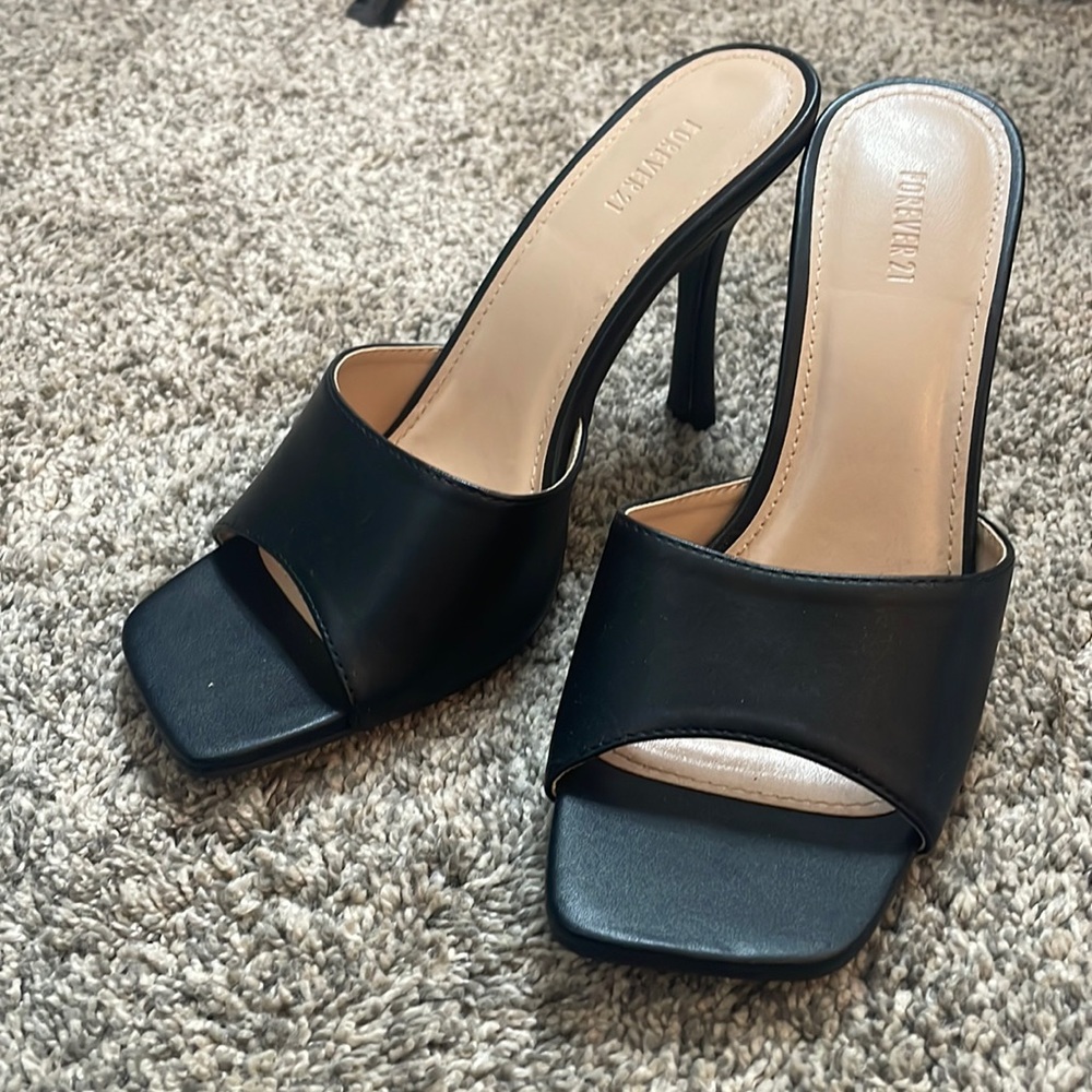 Forever 21 Black Open-Toe Slide Heels